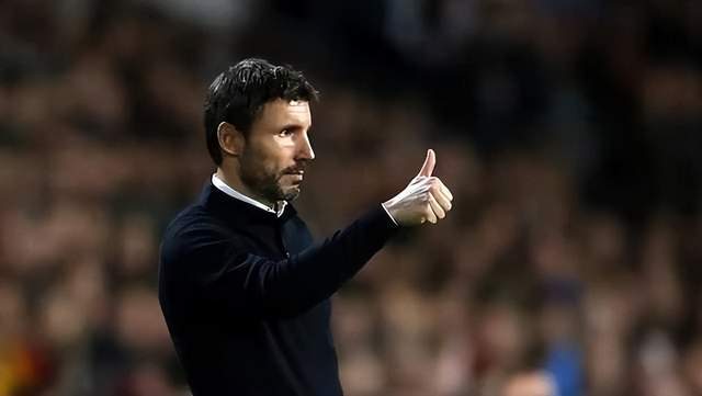 爱游戏登录入口-何塞米提醒曼联高层，卡里克是否转正还要考察，滕哈赫当时有点冤