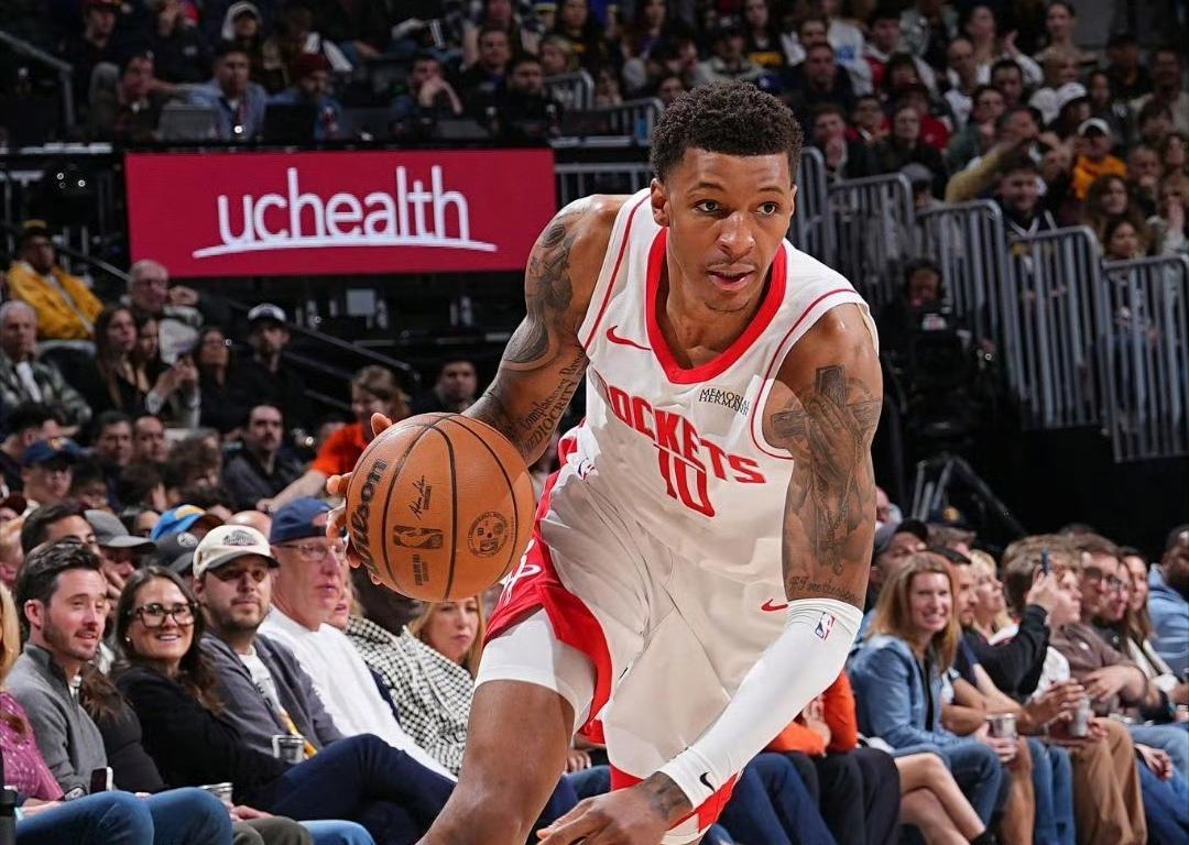 爱游戏官方网站-火箭36分惨败！一场耻辱的失利，杜兰特仅10分，约基奇划水轰三双